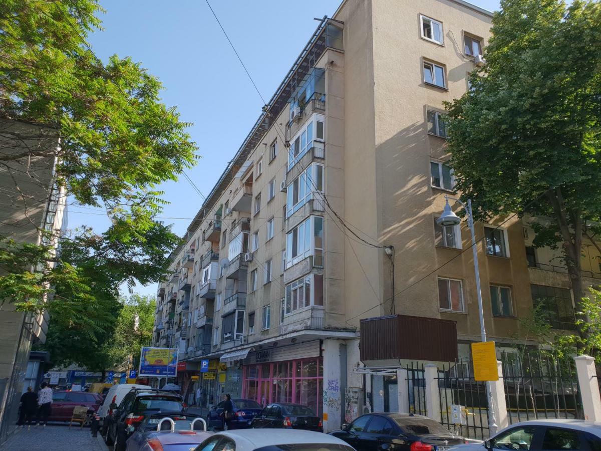 Central Luxury Flat With Terrace - Adela Accommodation - Ideal For Long Stays Bucharest Exterior photo