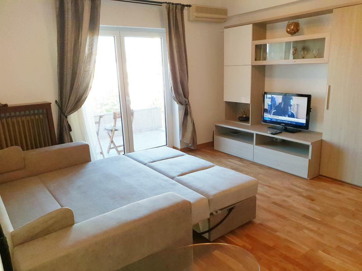 Central Luxury Flat With Terrace - Adela Accommodation - Ideal For Long Stays Bucharest Exterior photo